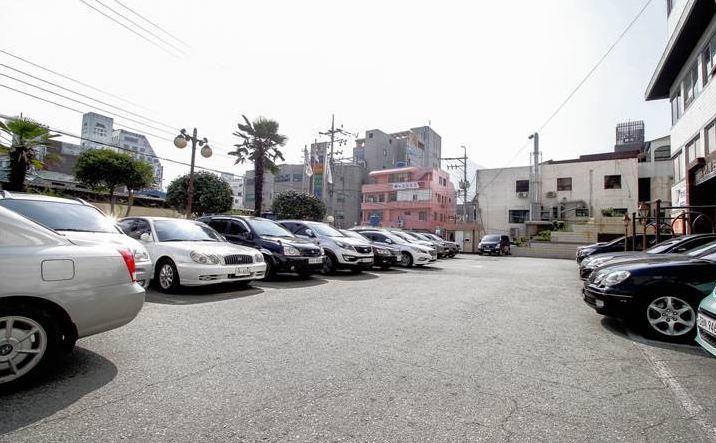 Geoje Tourist Hotel Eksteriør bilde
