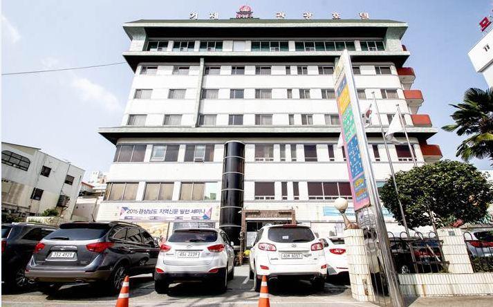 Geoje Tourist Hotel Eksteriør bilde