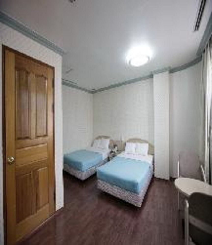 Geoje Tourist Hotel Eksteriør bilde