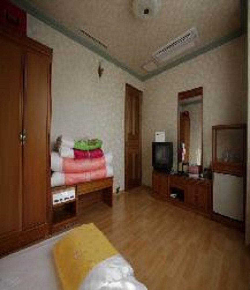 Geoje Tourist Hotel Eksteriør bilde