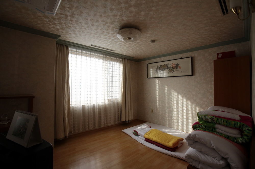 Geoje Tourist Hotel Eksteriør bilde